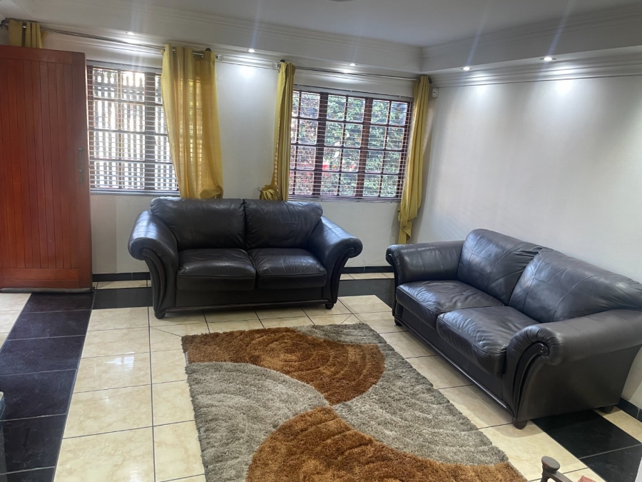 4 Bedroom Property for Sale in Heidedal Free State